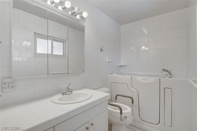 3239 Bluebird Street, Las Vegas, NV 89121