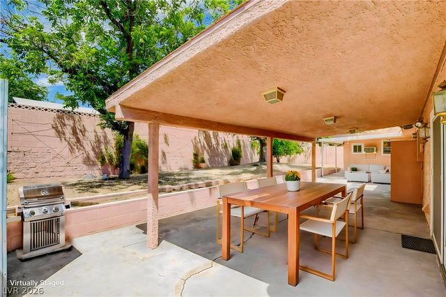 3239 Bluebird Street, Las Vegas, NV 89121