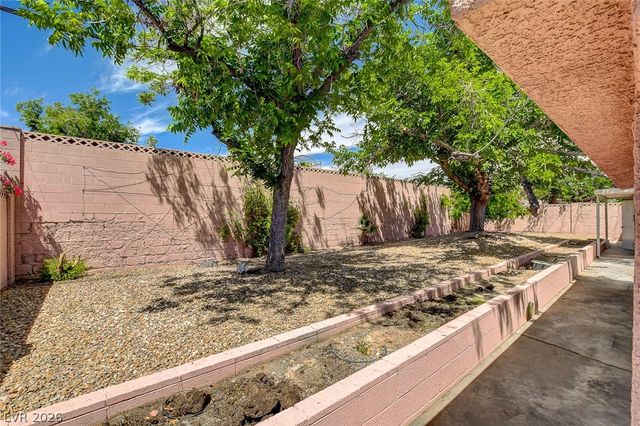 3239 Bluebird Street, Las Vegas, NV 89121