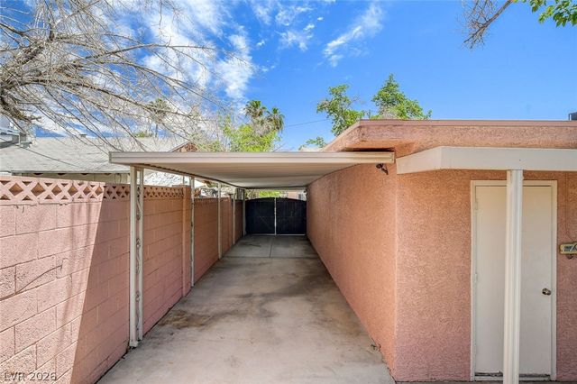 3239 Bluebird Street, Las Vegas, NV 89121