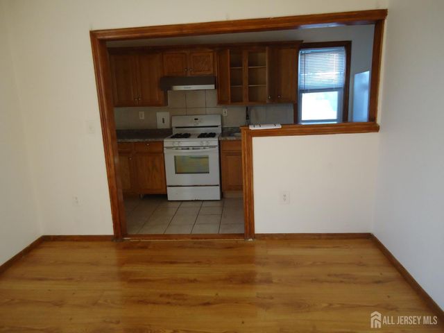 386 NEW BRUNSWICK Avenue 2, Fords, NJ 08863
