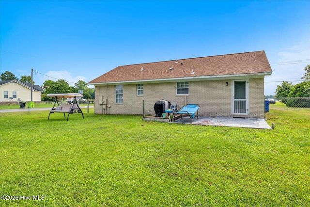 2975 Us Highway 117 Bypass S, Burgaw, NC 28425