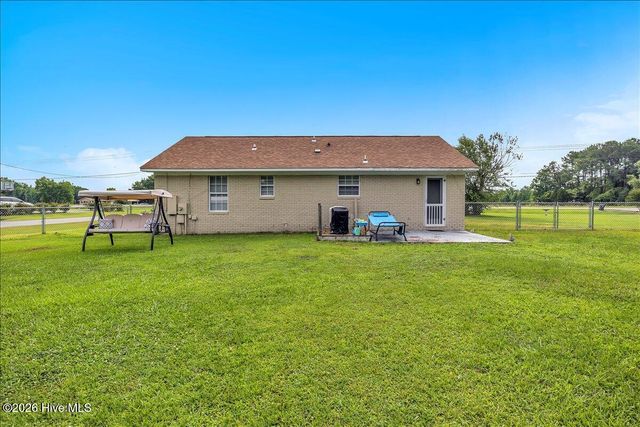 2975 Us Highway 117 Bypass S, Burgaw, NC 28425