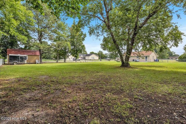 2975 Us Highway 117 Bypass S, Burgaw, NC 28425