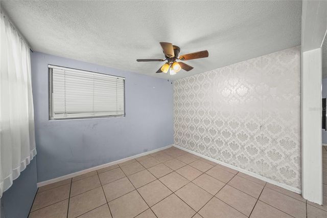 18 E GOLDEN STREET, Beverly Hills, FL 34465