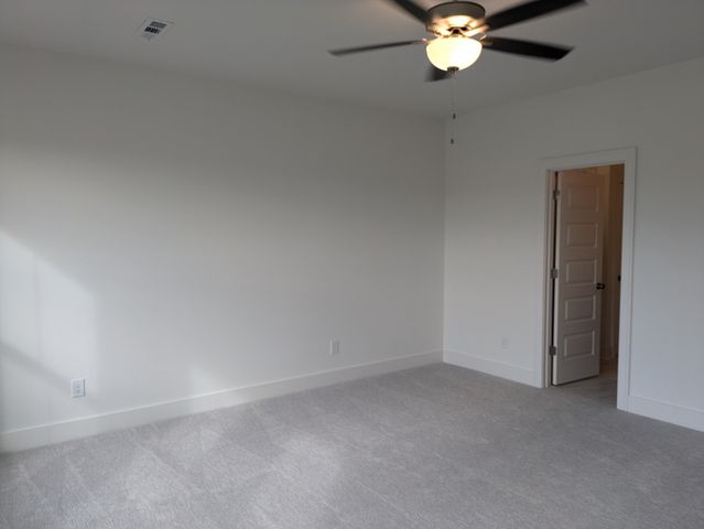 5025 Greentree Dr, Smyrna, TN 37167