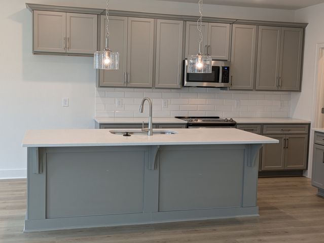 5025 Greentree Dr, Smyrna, TN 37167