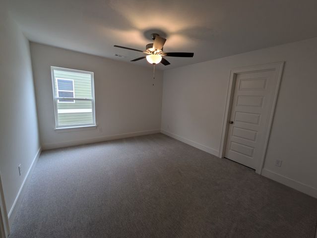 5025 Greentree Dr, Smyrna, TN 37167