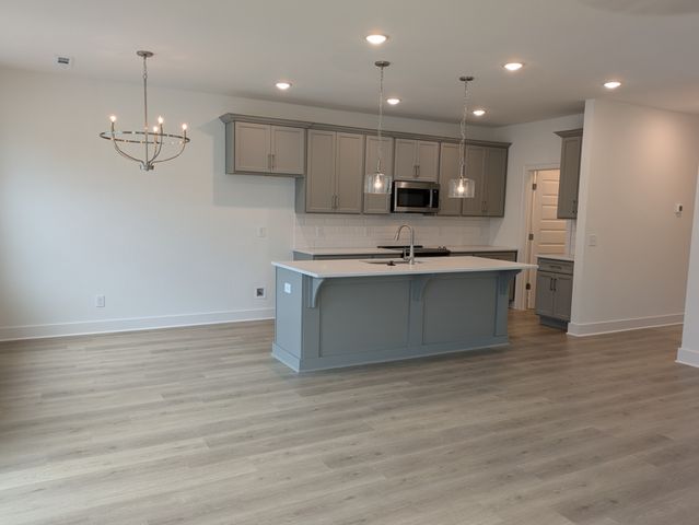 5025 Greentree Dr, Smyrna, TN 37167