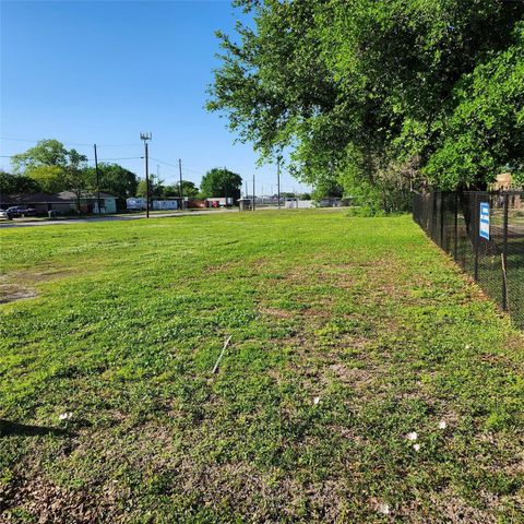 2400 Lockwood Drive, Houston, TX 77020