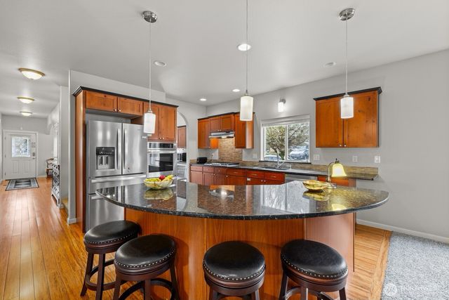 4216 17th Way NE, Olympia, WA 98516