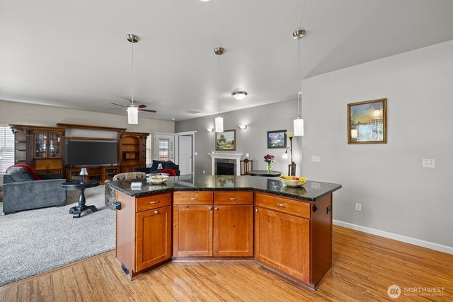 4216 17th Way NE, Olympia, WA 98516