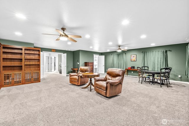 4216 17th Way NE, Olympia, WA 98516