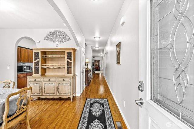 4216 17th Way NE, Olympia, WA 98516