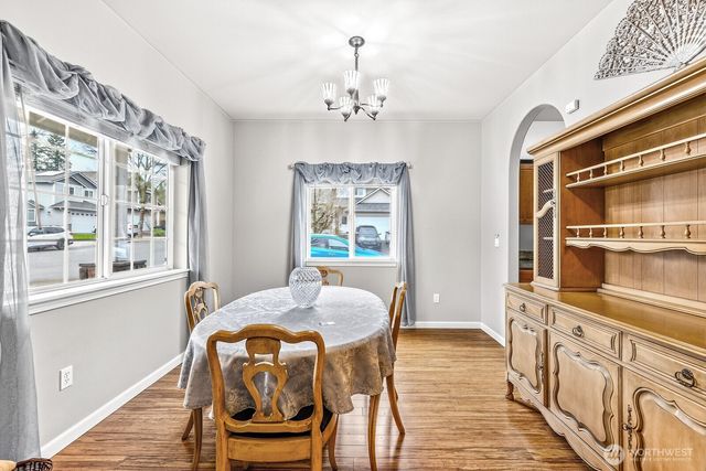 4216 17th Way NE, Olympia, WA 98516