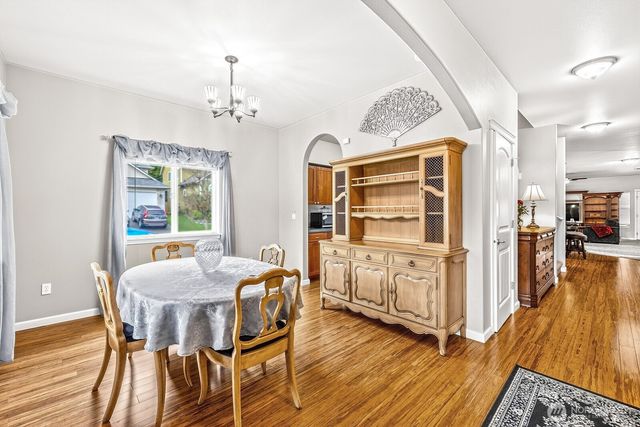 4216 17th Way NE, Olympia, WA 98516