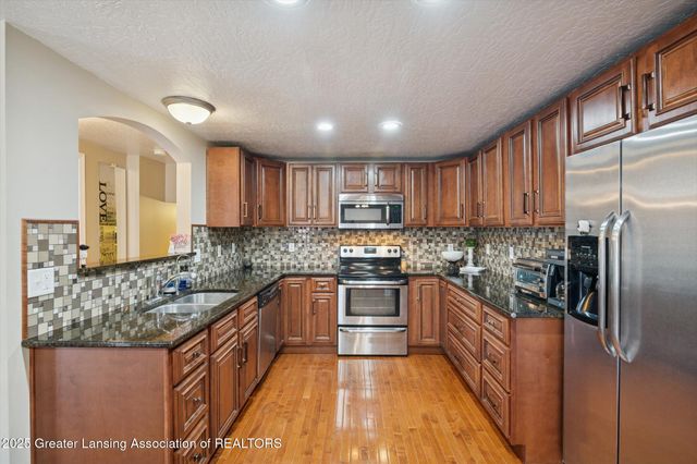 201 W Broad Street, Eaton Rapids, MI 48827