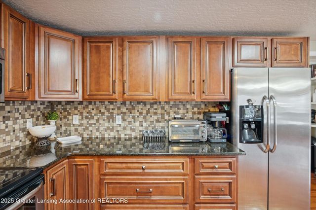 201 W Broad Street, Eaton Rapids, MI 48827