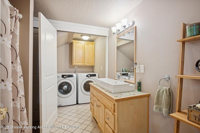 201 W Broad Street, Eaton Rapids, MI 48827