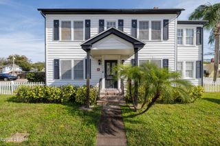 429 N Ridgewood Avenue, Daytona Beach, FL 32114