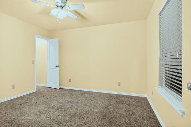 1716 S Waco Street, Van Alstyne, TX 75495