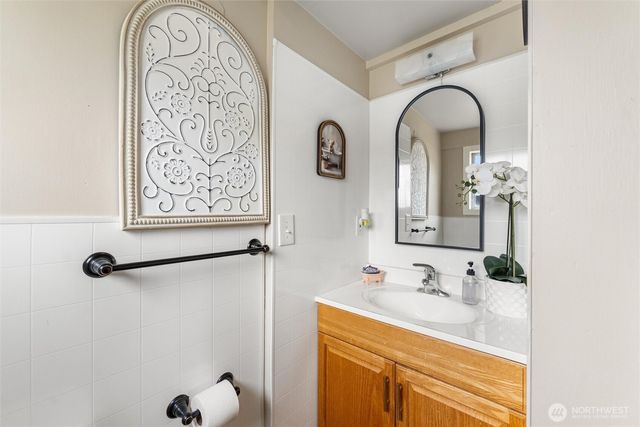 7325 65TH Avenue SE, Snohomish, WA 98290