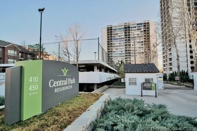 450 W 7th Street 207, Tulsa, OK 74119