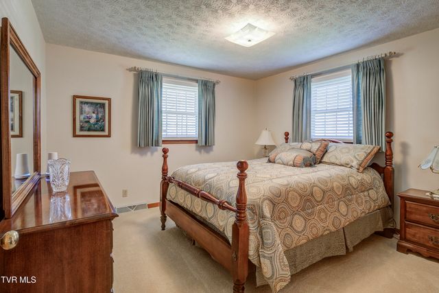 1206 Gray Station Road, Gray, TN 37615