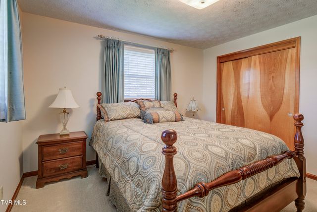 1206 Gray Station Road, Gray, TN 37615