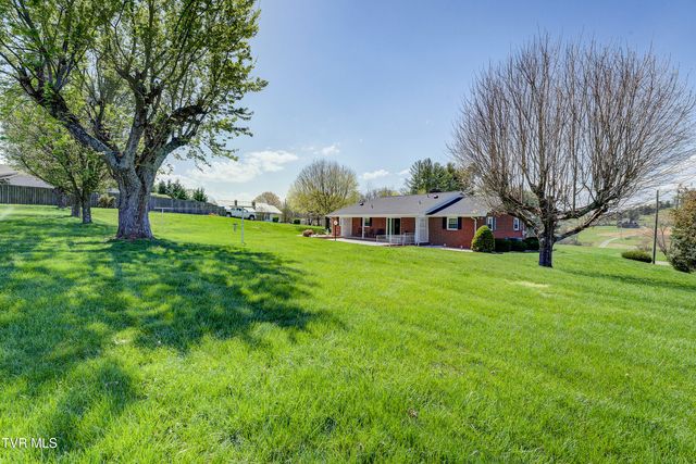 1206 Gray Station Road, Gray, TN 37615