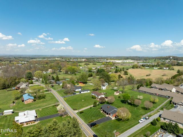 1206 Gray Station Road, Gray, TN 37615