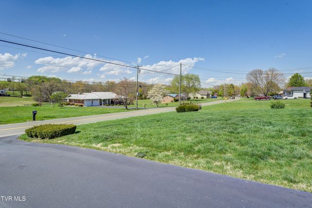 1206 Gray Station Road, Gray, TN 37615