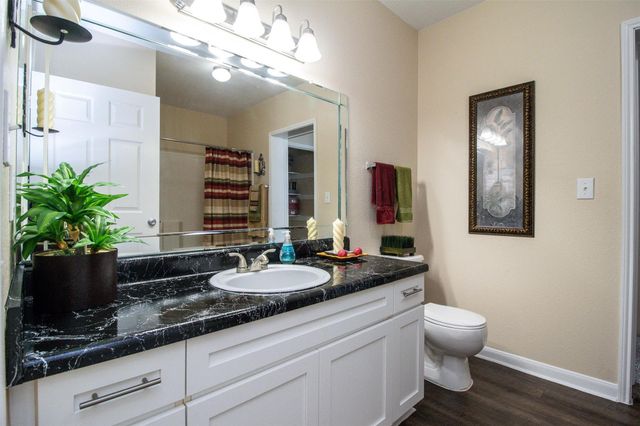 3560 Dixie Drive, Houston, TX 77021