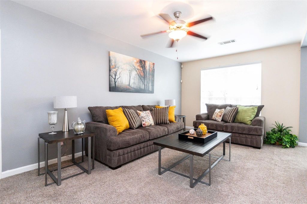 3560 Dixie Drive, Houston, TX 77021