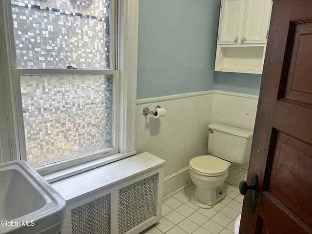 14 Bleeker Avenue, Troy, NY 12180