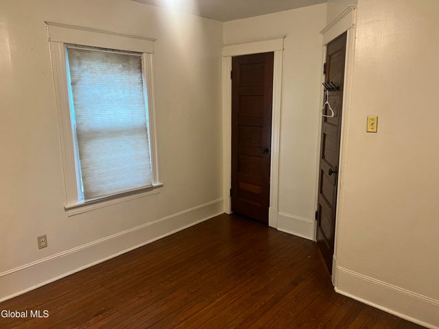 14 Bleeker Avenue, Troy, NY 12180