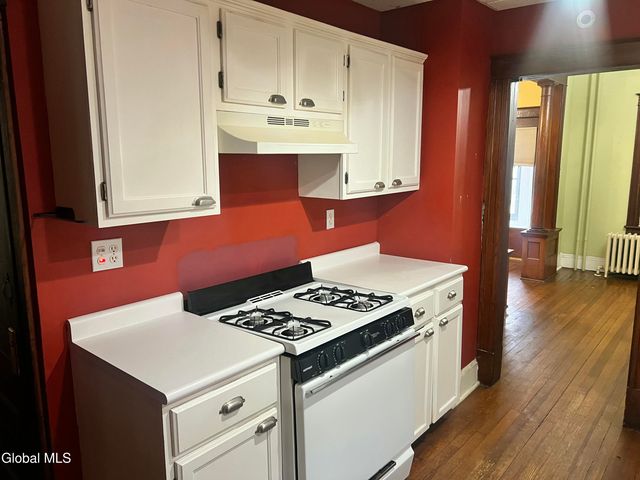 14 Bleeker Avenue, Troy, NY 12180