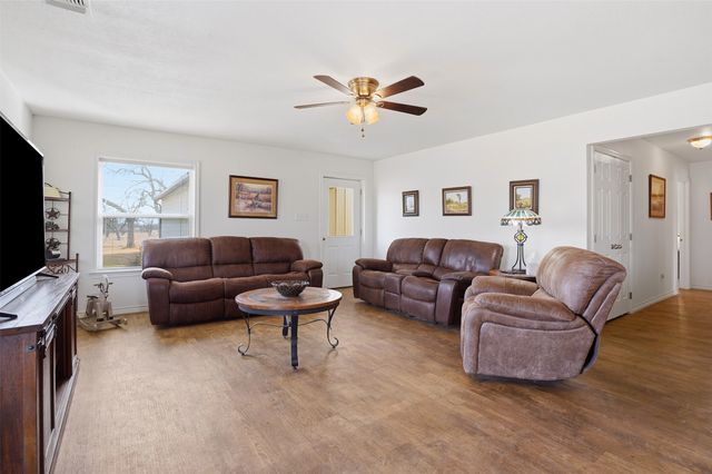 1129 FM 1534, Hillsboro, TX 76645