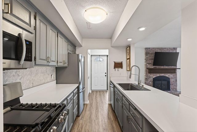 1837 Yuma Lane N, Plymouth, MN 55447