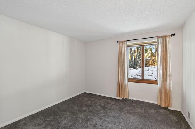 1837 Yuma Lane N, Plymouth, MN 55447