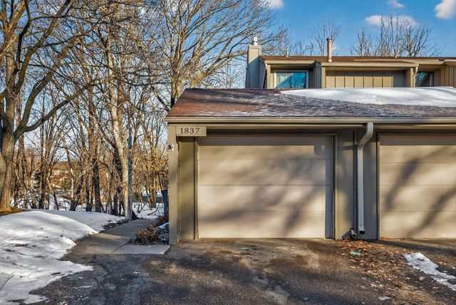 1837 Yuma Lane N, Plymouth, MN 55447