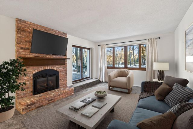 1837 Yuma Lane N, Plymouth, MN 55447