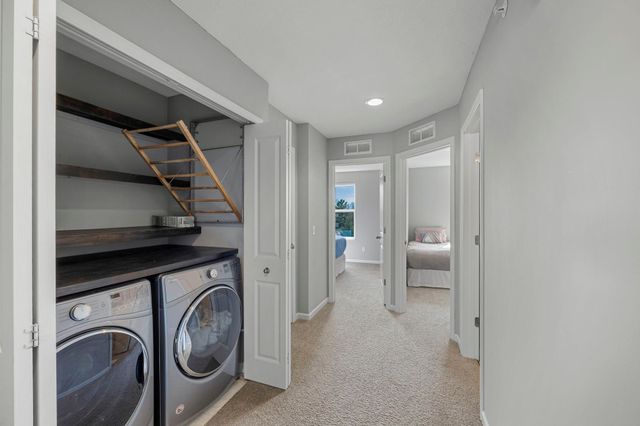 665 Satori Way, Chaska, MN 55318