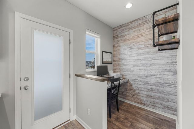 665 Satori Way, Chaska, MN 55318