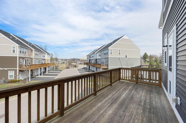 665 Satori Way, Chaska, MN 55318