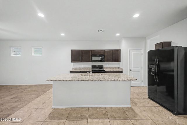 7825 W MIAMI Street, Phoenix, AZ 85043