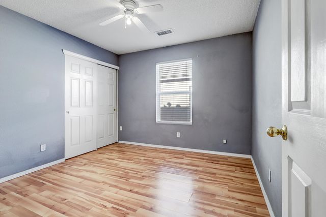 2435 Woodhill Drive NW, Albuquerque, NM 87120