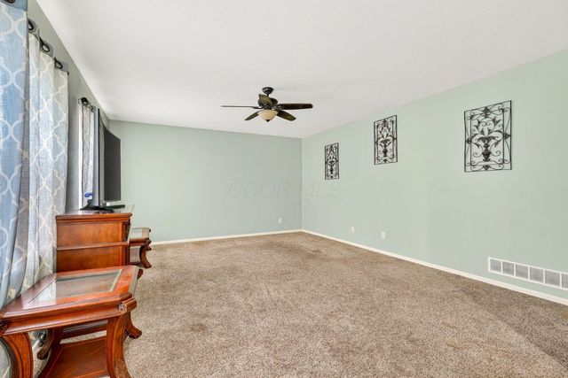 4779 Golden Grove Drive, Groveport, OH 43125