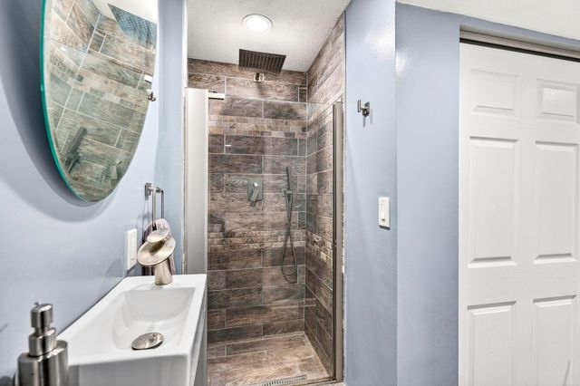 4779 Golden Grove Drive, Groveport, OH 43125