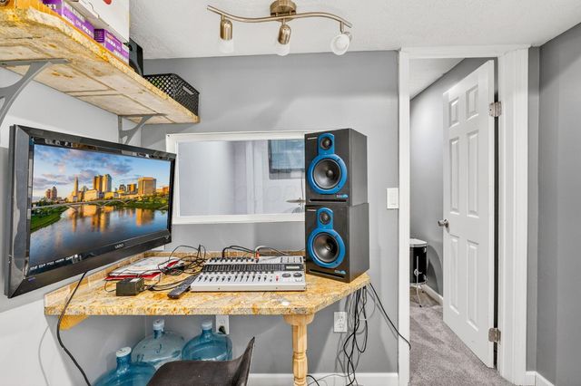 4779 Golden Grove Drive, Groveport, OH 43125